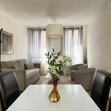 Apartman Dimora 5318 *